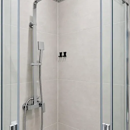 Private & Bathroom In A Shared Homestay szállás Qormi
