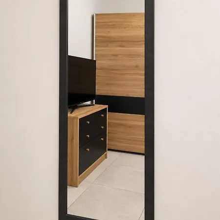 Private & Bathroom In A Shared *